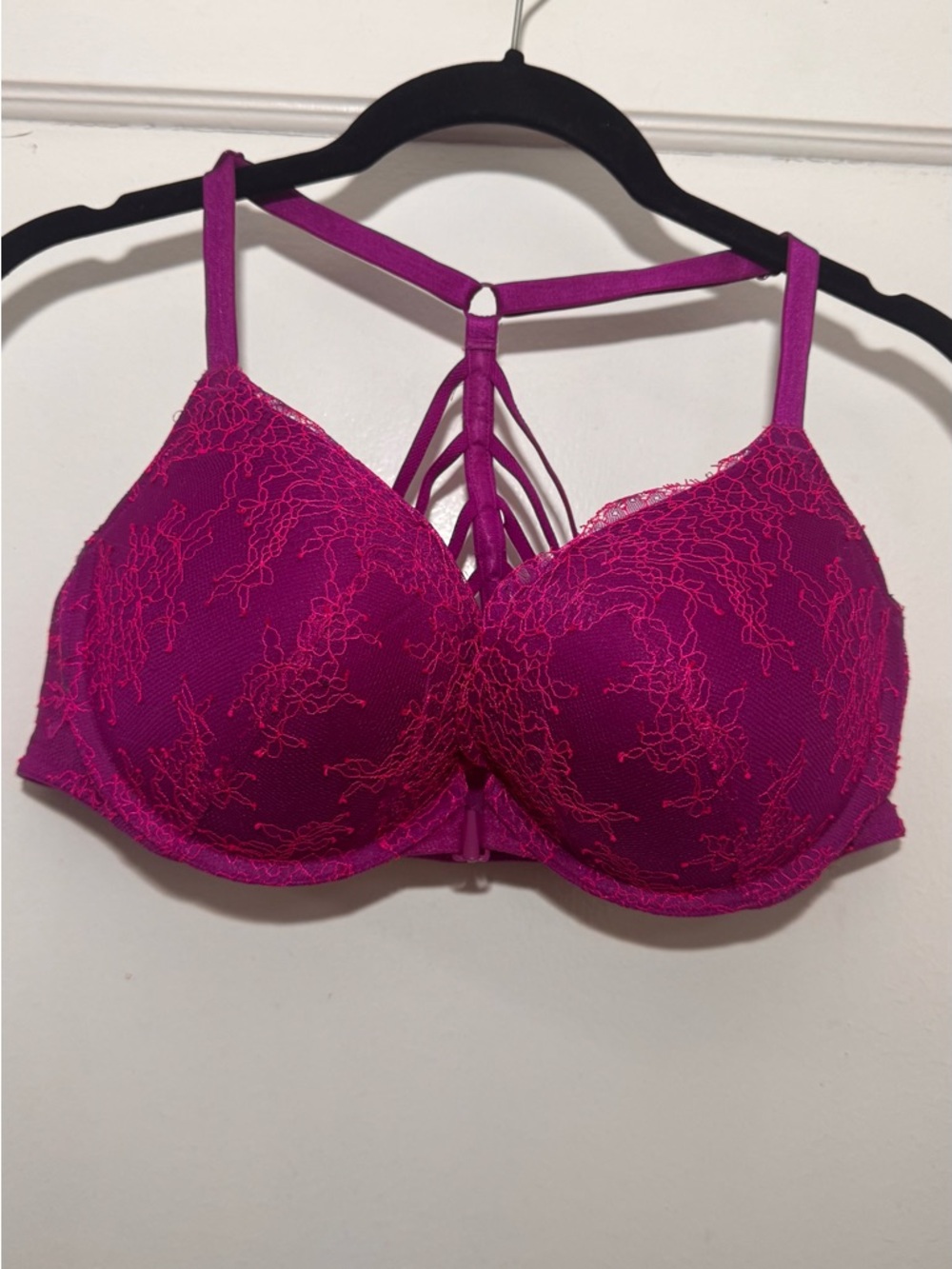 Victoria’s Secret Push Up Plunge Lace Strappy Front Bra in Fuchsia 38C
